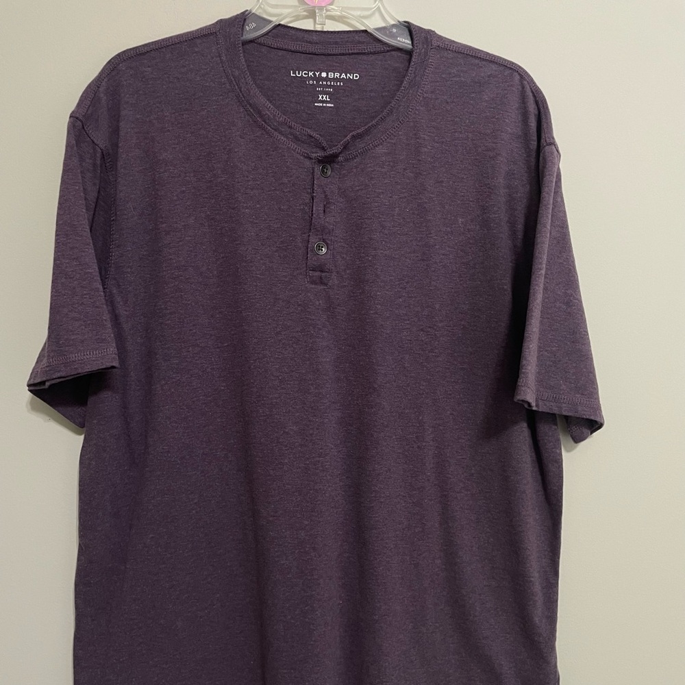 Lucky Brand Men's‎ Purple Henley Shirt
Size XXL - Comfortable and Casual
